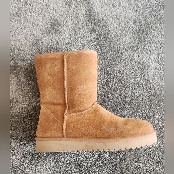 Koolaburra by UGG Size 5 Chesnut Brown Boots Womens Short 1017090 - Picture 3 of 10